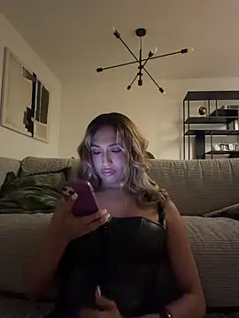 carminaurmommy online show from 12/02/25, 12:44