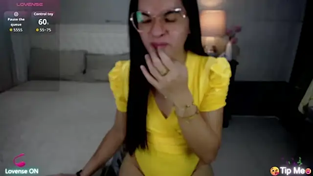 Snapshot of xAsianSweetHeart chatting on 06/20/26, 11:32 xAsianSweetHeart online show from 06/20/26, 11:32