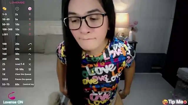 Snapshot of xAsianSweetHeart chatting on 05/14/26, 11:24 xAsianSweetHeart online show from 05/14/26, 11:24