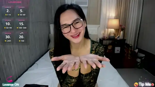 xAsianSweetHeart online show from 04/10/26, 11:34