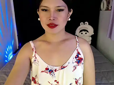 Snapshot of Angelic_Fuckerxxx chatting on 04/25/26, 10:18 Angelic Fuckerxxx online show from 04/25/26, 10:18