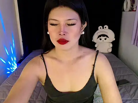 Snapshot of Angelic_Fuckerxxx chatting on 04/27/26, 02:53 Angelic Fuckerxxx online show from 04/27/26, 02:53