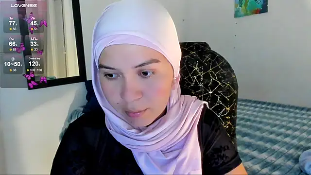 MatchedEyebrow online show from 05/26/26, 08:07