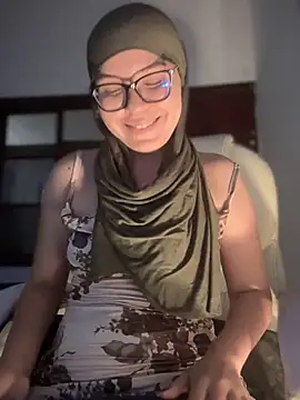 MatchedEyebrow online show from 09/19/25, 09:30