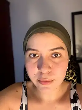 MatchedEyebrow online show from 04/08/26, 10:22