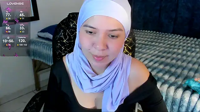 Snapshot of MatchedEyebrow chatting on 06/03/26, 10:03 MatchedEyebrow online show from 06/03/26, 10:03