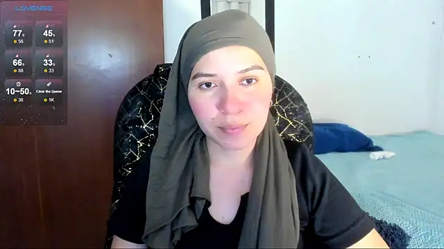 MatchedEyebrow online show from 04/27/26, 08:18