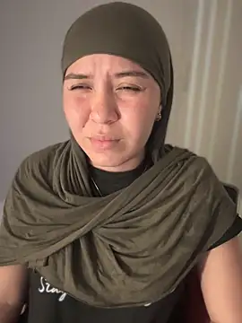 MatchedEyebrow online show from 11/18/25, 10:13