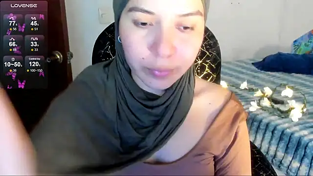 MatchedEyebrow online show from 05/30/26, 09:42