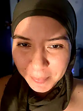 MatchedEyebrow online show from 12/15/25, 10:48