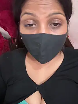 Snapshot of katrina_0143 chatting on 10/21/25, 04:06 katrina 0143 online show from 10/21/25, 04:06