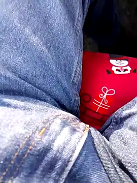 feet toes online show from 02/20/25, 01:19