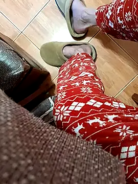 feet toes online show from 02/22/25, 05:44