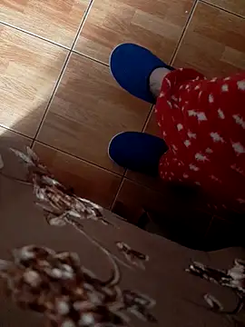 feet toes online show from 10/28/25, 05:29