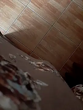 feet toes online show from 11/05/25, 06:38