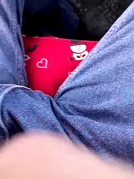 feet toes online show from 02/21/25, 10:28