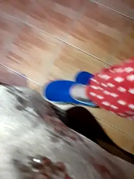 feet toes online show from 02/09/26, 07:06