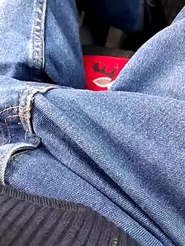 feet toes online show from 03/11/25, 01:23