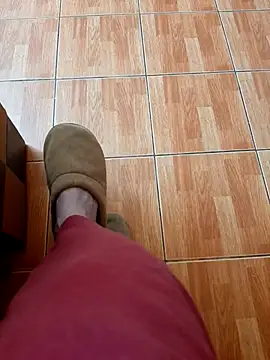 feet toes online show from 05/30/26, 08:42