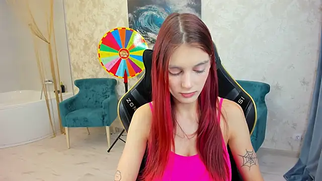 RedLipse online show from 12/14/25, 03:35