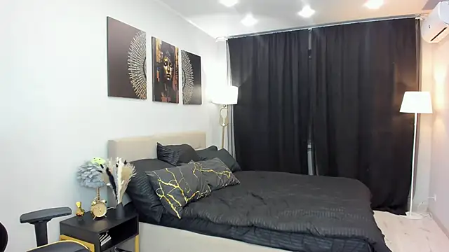 RedLipse online show from 10/11/25, 02:34