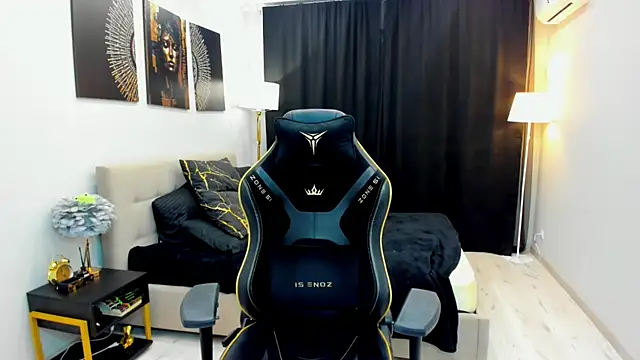 Snapshot of RedLipse chatting on 02/27/26, 03:40 RedLipse online show from 02/27/26, 03:40