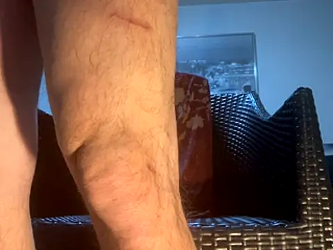 Snapshot of Tyyson03 chatting on 10/27/25, 09:27 Tyyson03 online show from 10/27/25, 09:27