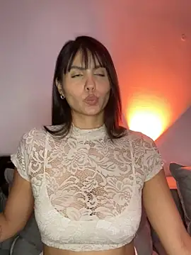 ameliayourfav1 online show from 09/21/25, 03:11