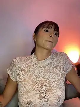 ameliayourfav1 online show from 10/01/25, 01:33