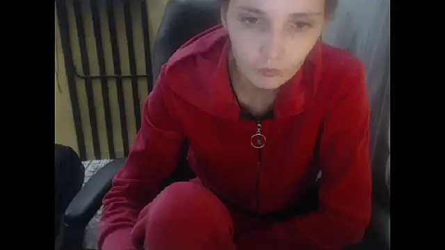 Snapshot of Laco-cO chatting on 12/12/24, 04:21 Laco-cO online show from 12/12/24, 04:21