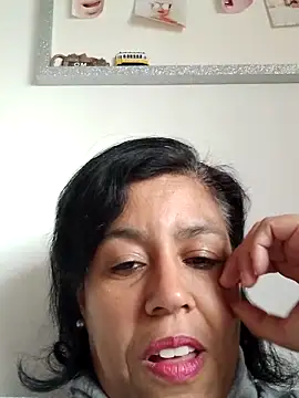 Molly newman6 online show from 09/27/25, 10:43