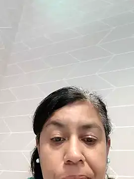 Molly newman6 online show from 10/14/25, 03:01