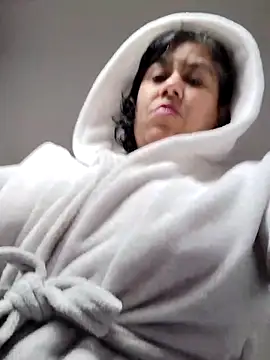 Molly newman6 online show from 03/22/25, 03:09