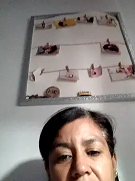 Snapshot of Molly_newman6 chatting on 07/13/26, 06:29 Molly newman6 online show from 07/13/26, 06:29