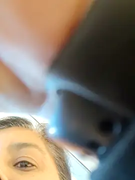 Molly newman6 online show from 11/18/25, 04:10