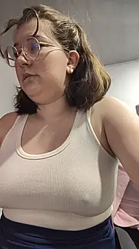 HunnyyLove online show from 11/24/25, 02:50