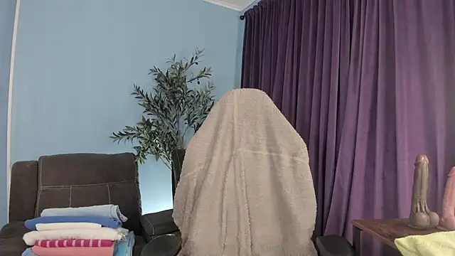 Kelly Carolina online show from 05/06/26, 11:47