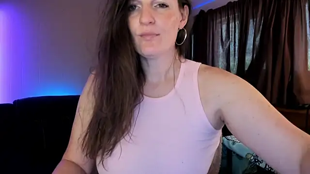 Snapshot of Kelly_Carolina chatting on 09/12/25, 05:24 Kelly Carolina online show from 09/12/25, 05:24