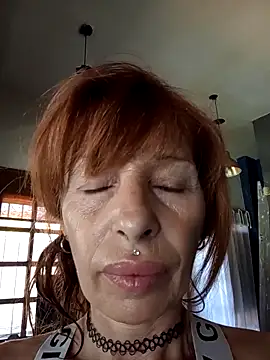 Snapshot of FrozenWaffle chatting on 10/02/25, 03:04 FrozenWaffle online show from 10/02/25, 03:04