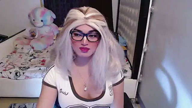 Goddess Sarah online show from 10/04/25, 02:51