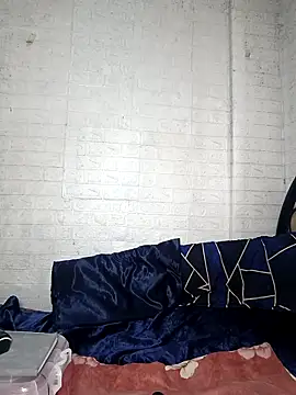  Shimmerlyn  online show from 11/23/25, 01:15