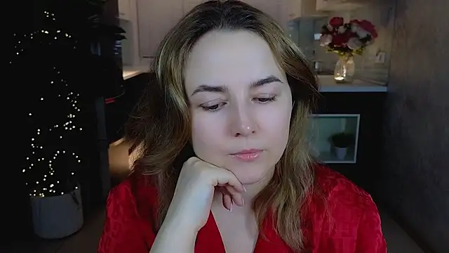 Snapshot of Mira_Mermayd chatting on 02/15/26, 01:17 Mira Mermayd online show from 02/15/26, 01:17