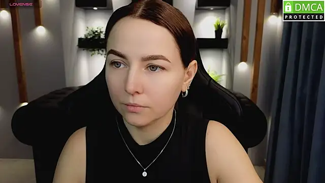 Snapshot of Mira_Mermayd chatting on 02/02/25, 01:02 Mira Mermayd online show from 02/02/25, 01:02