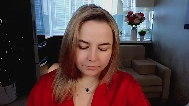 Mira Mermayd online show from 04/04/26, 01:23