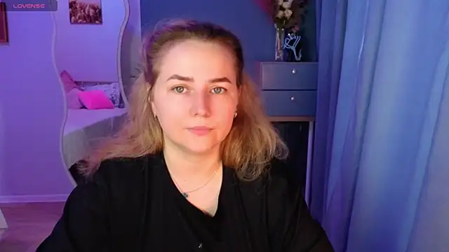 Mira Mermayd online show from 05/08/26, 01:09
