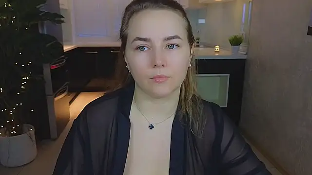 Snapshot of Mira_Mermayd chatting on 02/10/26, 10:25 Mira Mermayd online show from 02/10/26, 10:25