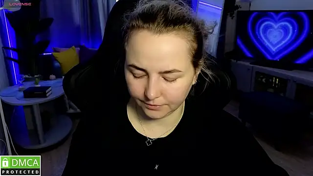 Mira Mermayd online show from 05/10/26, 01:09