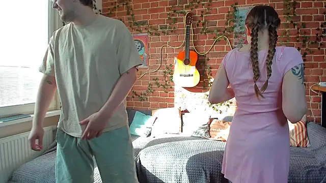 yamy yamy yamy online show from 09/12/25, 01:00