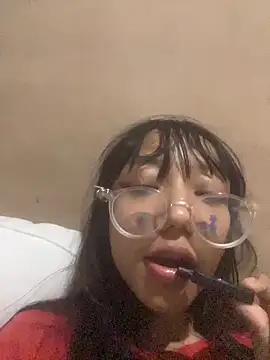 Karmakuro online show from 12/16/25, 02:38