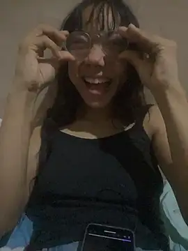 Karmakuro online show from 12/20/25, 01:41